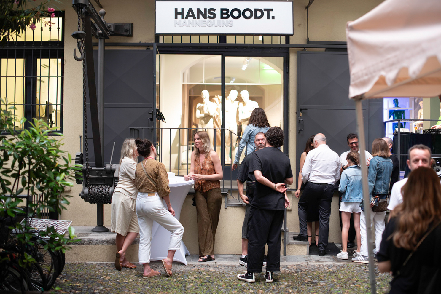 Hans Boodt Mannequins - Salone Story